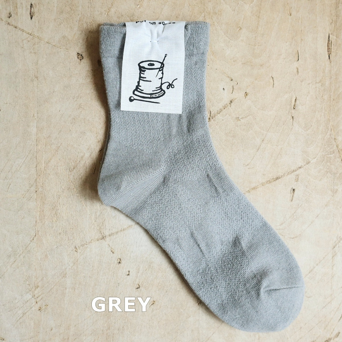 Put on socks(プットオンソックス)"mare 2nd"マール コットンリネンソックス(7 COLOR)【綿麻 波のようなギザギザ柄ドット ジャガード編み 素足より快適 クーラー冷房対策 ルームソックス 締め付けすぎない 冷えとり】【日本製/MADE IN JAPAN】