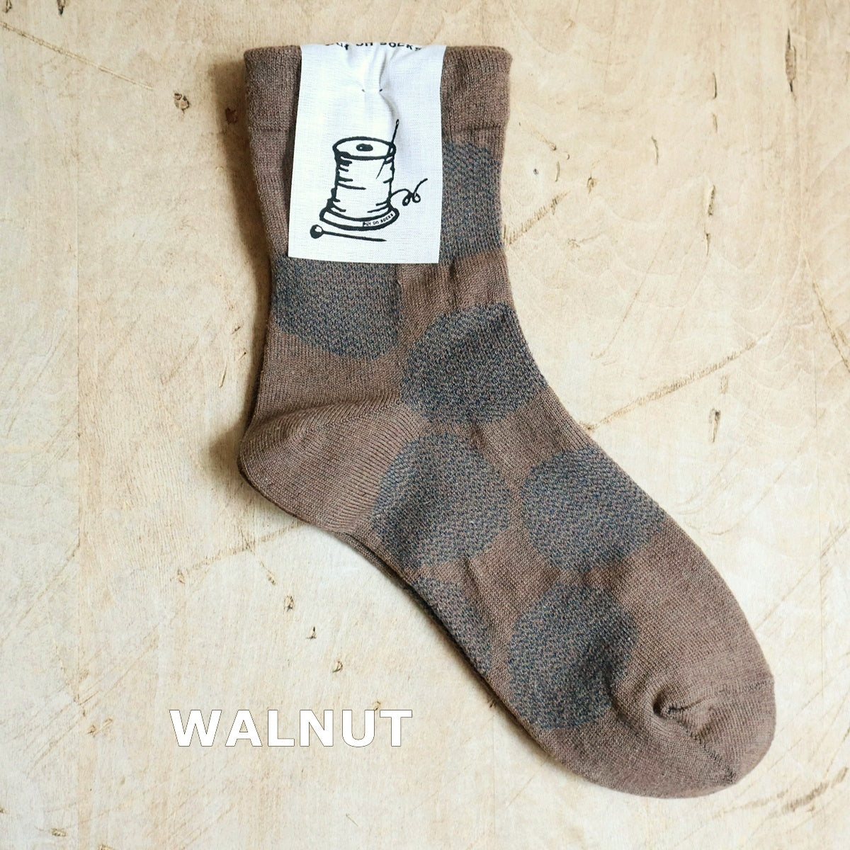 Put on socks(プットオンソックス)"mare 2nd"マール コットンリネンソックス(7 COLOR)【綿麻 波のようなギザギザ柄ドット ジャガード編み 素足より快適 クーラー冷房対策 ルームソックス 締め付けすぎない 冷えとり】【日本製/MADE IN JAPAN】