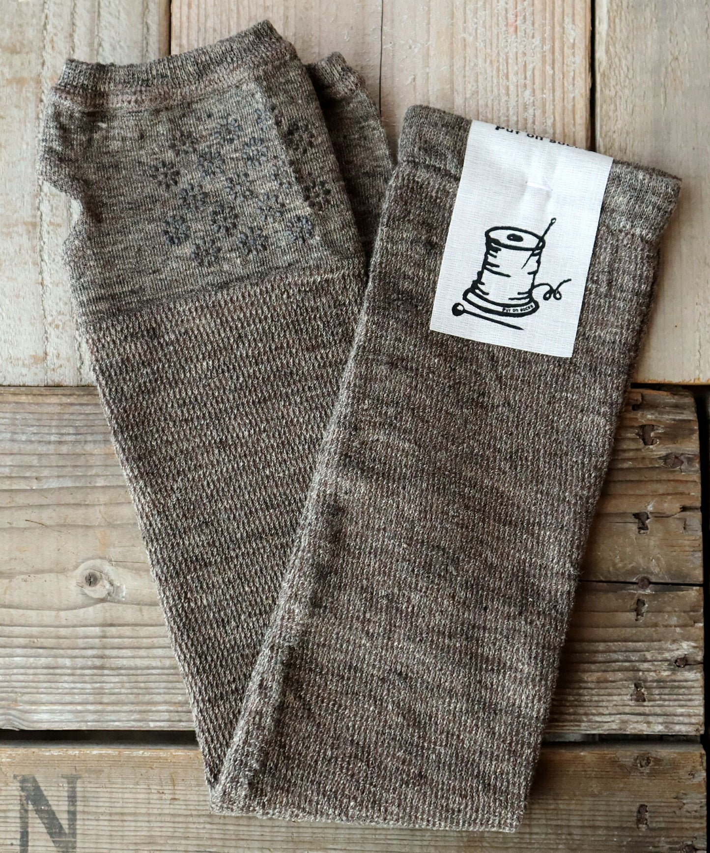 Put on socks(プットオンソックス)"Shade"シェード リネンアームカバー(9 COLOR)【2025年春夏新作☆数量限定生産!】【リネン混紡率 79% 冷房対策 放湿・抗菌】【日本製】