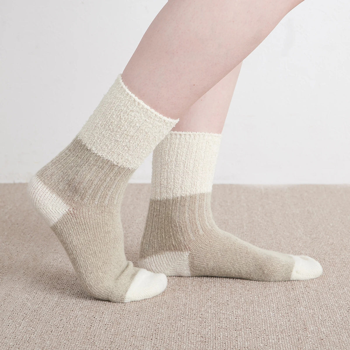 Homie(ホミー/ホーミー)No.H-041 スイッチングカラーソックス(5色)【2025-26年秋冬☆数量限定生産！ブークレー 凸凹 配色 バイカラー リブ編み 柔らかい 日本製 暖か 冷えとり】