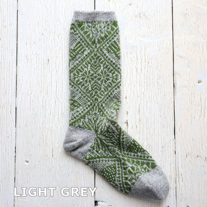 French Bull(フレンチブル)No.11-25266 チャントソックス(3色)【レディース 靴下 日本製 2025-26年秋冬 鳥の柄 ジャガード編み 厚手 防縮ウール コットン 贈り物】