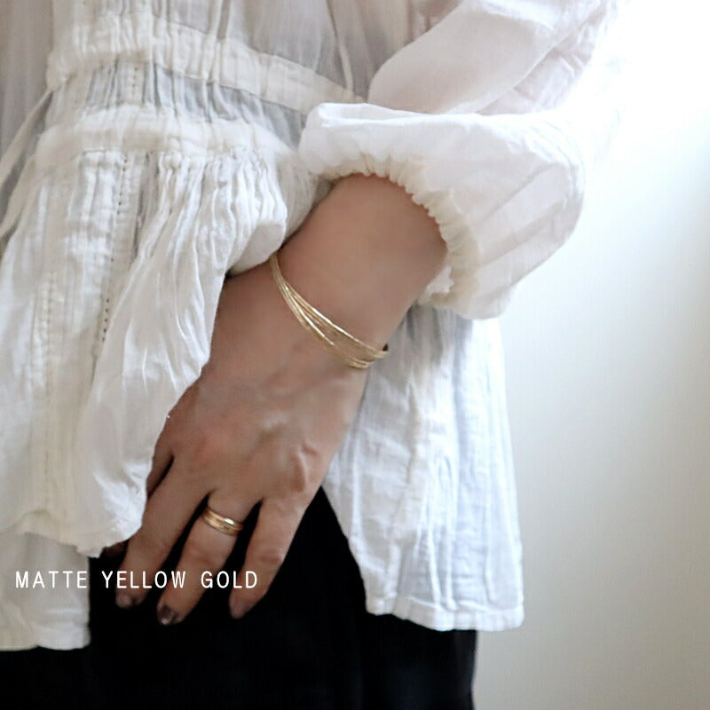 【2024-25年秋冬新作☆数量限定生産！】THE RING DESIGN FACTORY "Cross the line" Bracelet クロスデザイン ブレスレット(2 COLOR) 【クロスさせたデザイン 調整可能 マットな質感 ギフト】
