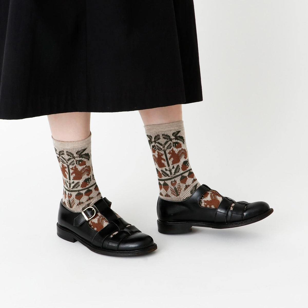 French Bull(フレンチブル)No.11-25259 フォレソックス(3色)【レディース 靴下 日本製 2025-26年秋冬 どんぐりの木とリスの柄 程良い厚み 防縮ウール コットン 贈り物】