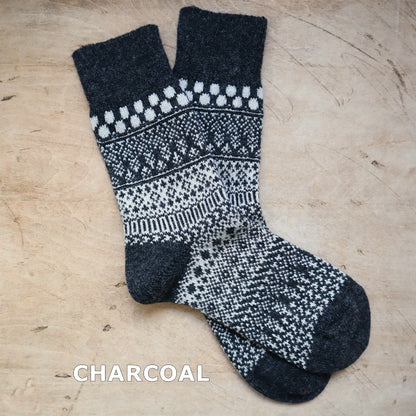 Homie(ホミー/ホーミー)No.H-084 ウールコットン ジャガードドットソックス(5色)【2025-26年秋冬☆数量限定生産！ラムウール シャリ感 暖か 冷えとり】