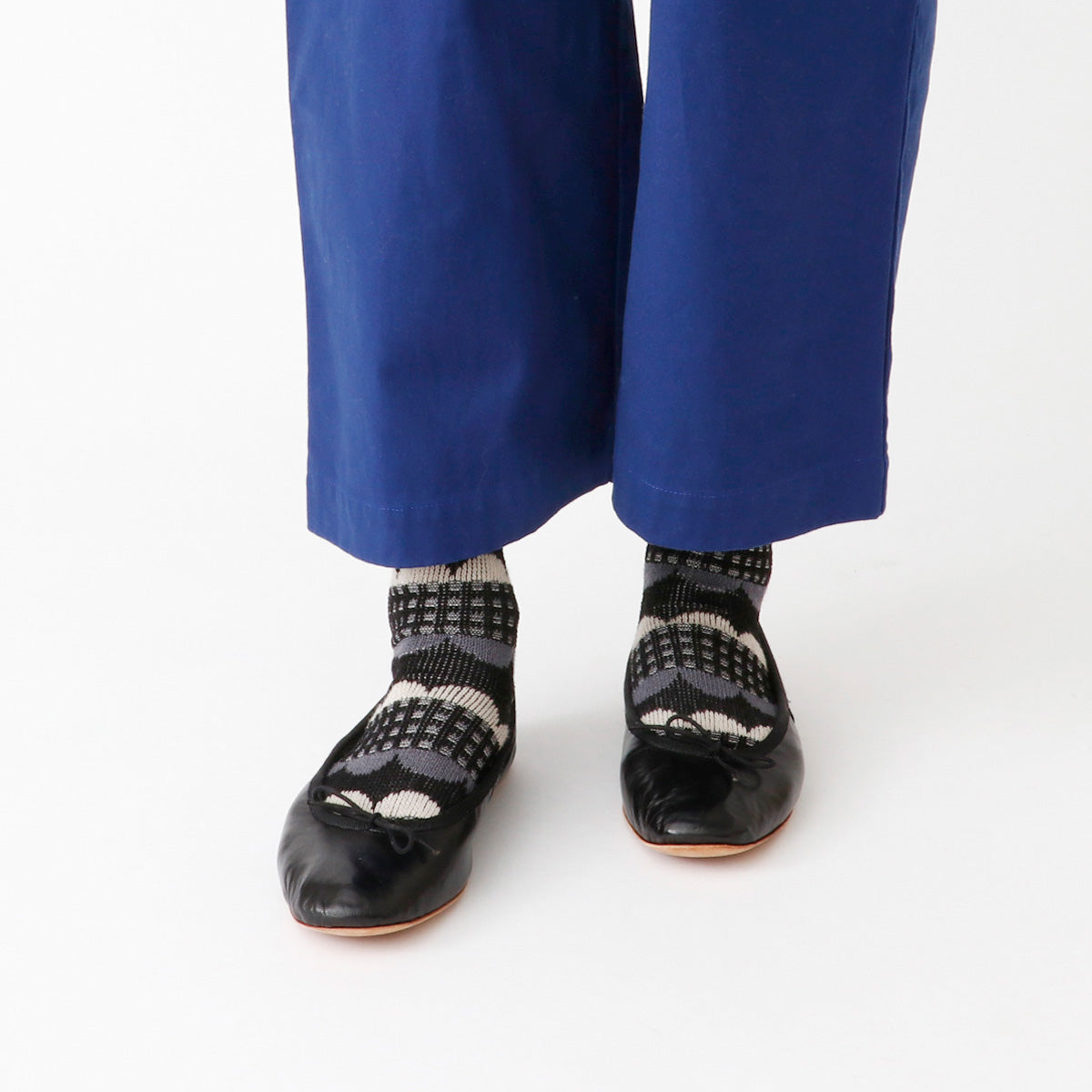 Jake ジェイク French Bull フレンチブル No.21-26102 ピルヴィソックス(3色) Mens 2026年春夏新作 宴 メンズ レディース大きめ 靴下 幾何学柄 ジャガード編み シルケットの綿糸 日本製【追跡メール便送料無料】