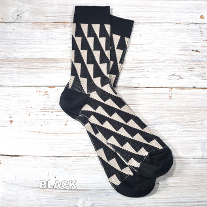 Jake ジェイク French Bull フレンチブル No.21-26101 スカーラソックス(3色) Mens 2026年春夏新作 宴 メンズ レディース大きめ 靴下 幾何学柄 ジャガード編み シルケットの綿糸 日本製【追跡メール便送料無料】