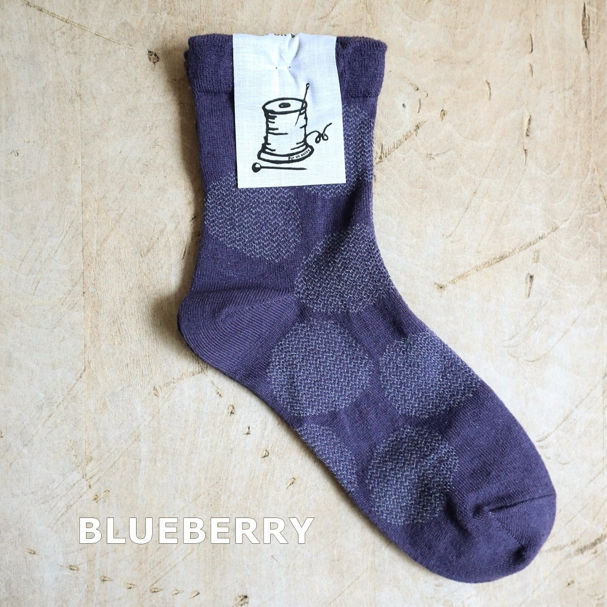 Put on socks(プットオンソックス)"mare 2nd"マール コットンリネンソックス(7 COLOR)【綿麻 波のようなギザギザ柄ドット ジャガード編み 素足より快適 クーラー冷房対策 ルームソックス 締め付けすぎない 冷えとり】【日本製/MADE IN JAPAN】