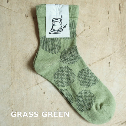 Put on socks(プットオンソックス)"mare 2nd"マール コットンリネンソックス(7 COLOR)【綿麻 波のようなギザギザ柄ドット ジャガード編み 素足より快適 クーラー冷房対策 ルームソックス 締め付けすぎない 冷えとり】【日本製/MADE IN JAPAN】