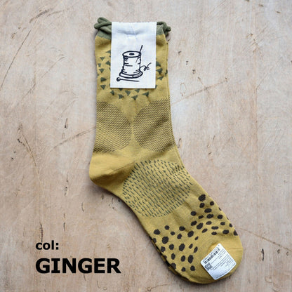 Put on socks(プットオンソックス)"pave"パヴェ コットンソックス(6 COLOR) オールシーズン快適 天然素材 ドット柄 幾何学模様 石畳のモチーフ 手書き風 綿 すっきり 締め付けにくい 日本製 MADE IN JAPAN