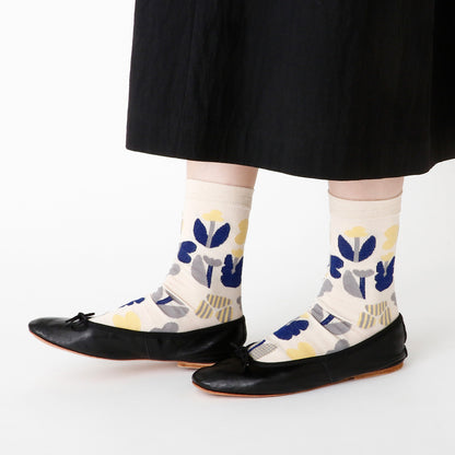 French Bull フレンチブル No.11-26122 プランタンソックス(3色) 2026年春夏新作 宴 レディース 靴下 お花や蝶のモチーフ スーピマ綿糸 日本製【追跡メール便送料無料】