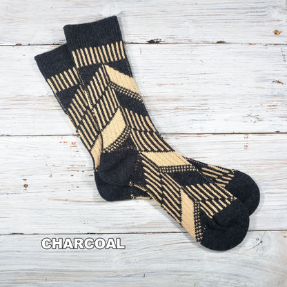 Jake(ジェイク)【Men's レディース大きめ】French Bull フレンチブル No.21-25254 ルーフソックス(3色)【靴下 2025-26年秋冬新作 屋根モチーフ 柔らかウール 日本製】