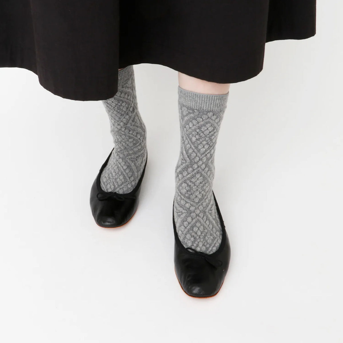 French Bull フレンチブル No.11-24267 サロンソックス(3色)【2025-26秋冬 サロンの素敵な装飾をイメージ ジャガード ウール 厚手 冬の贈り物にも 防縮ウール使用 日本製】