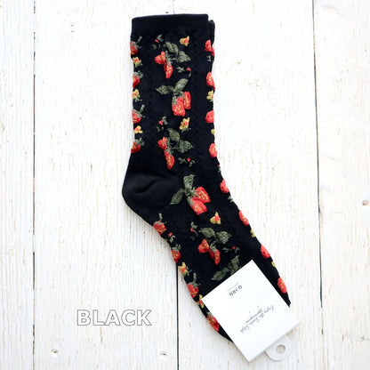 STRAWBERRY SOCKS ストロベリー柄コットンソックス(3色) 【2025年春夏 数量限定 綿 イチゴ柄 程良い厚み 凸凹 立体的 フロッキー ワッフル ジャガード編み 韓国】