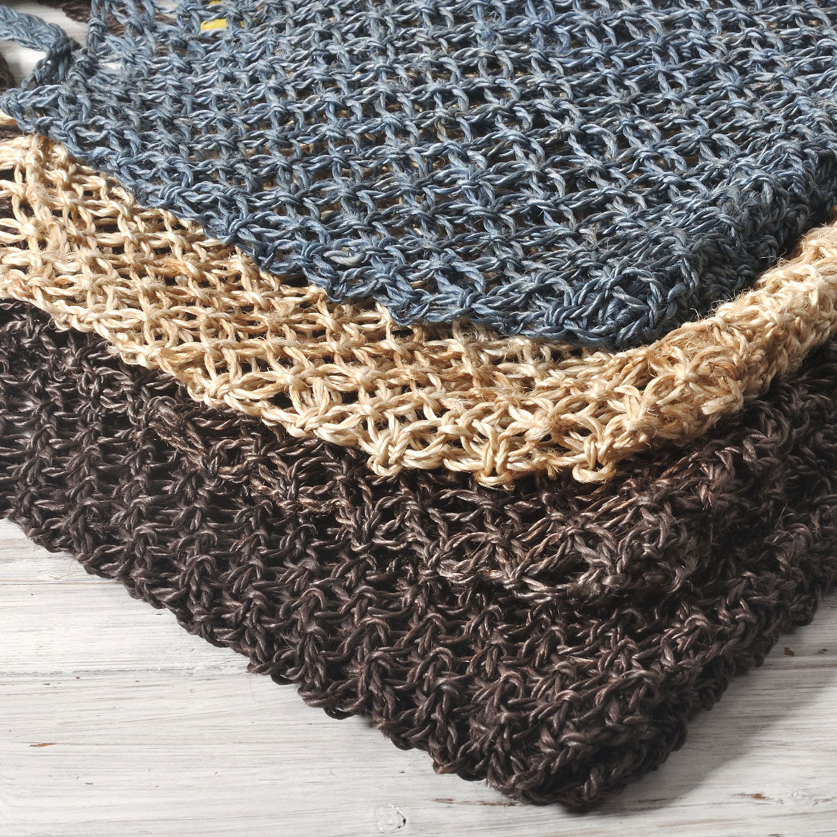 TARANGO(タランゴ)【FAIR TRADE/MADE IN BANGLADESH】ジュートヘンプ マクラメ カラートートバッグ(4色)【フェアトレード/ショルダーバッグ/かごバッグ/エコ/カジュアル/カラフル/エシカル】【手作り/HAND MADE】【少量入荷！送料無料！】