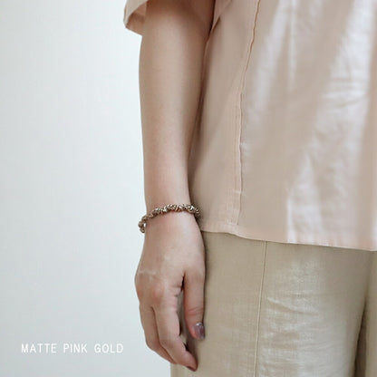 【2024-25年秋冬新作☆数量限定生産！】THE RING DESIGN FACTORY "Twisted" Bracelet ツイステッドデザイン ブレスレット(2 COLOR) 【くるくる巻きつけたデザイン 調整可能】