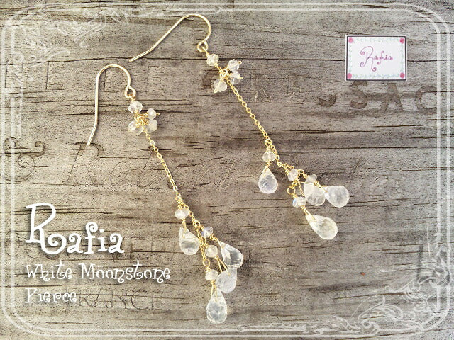 Rafia(ラフィア)White Moonstone(ホワイト ムーンストーン)ピアス(アクセサリー/ジュエリー)【天然石】【パワーストーン】【数量限定】【MADE IN USA】【送料無料】